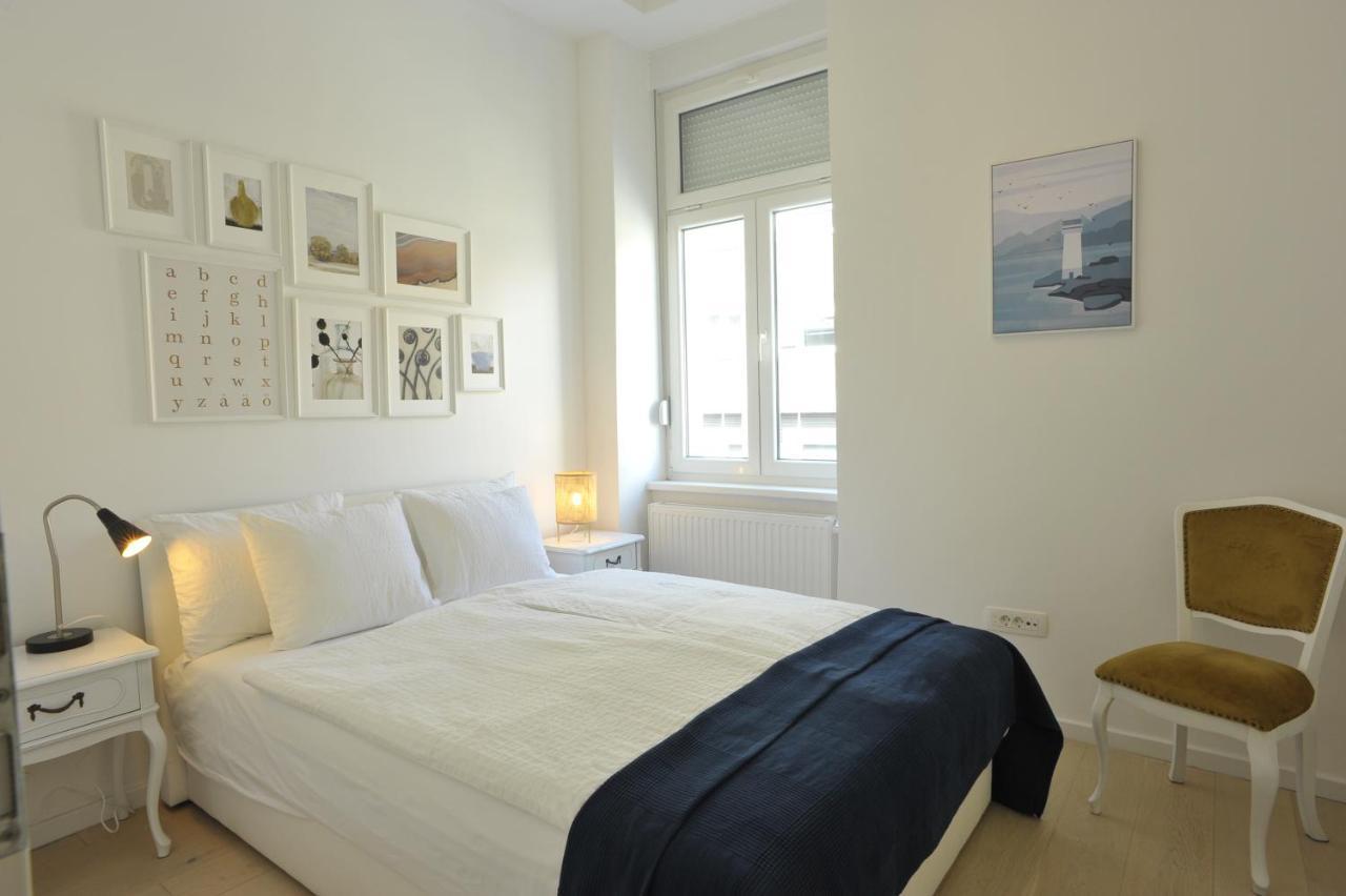 Apartment Calliope ซาเกร็บ ภายนอก รูปภาพ